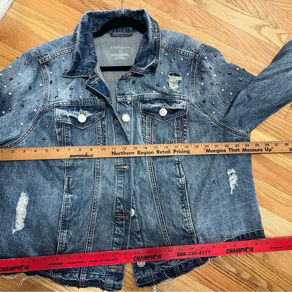 Gunmetal Star and Pearl Studded Denim Jacket 2x Boutique - Picture 9 of 16